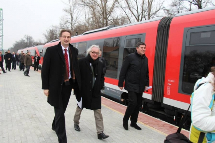 Sebességrekordot döntött az esztergomi vonat – fél órával rövidebb menetidő - VIDEÓ