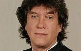 Koltay Gergely: „a zene papjai vagyunk”