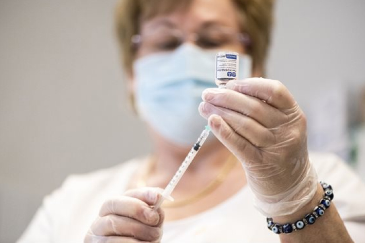 Országos tisztifőorvos: Magyarországon mindenki számára van vakcina 