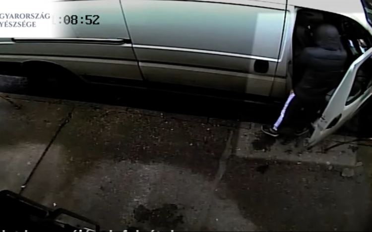 Fényes nappal lopott egy teherkocsiból - VIDEÓ