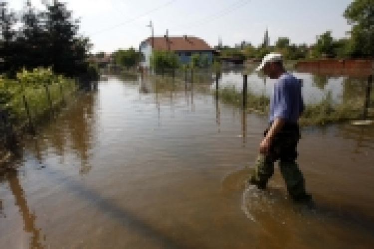 Másodfokú készültség három tiszántúli védelmi szakaszon