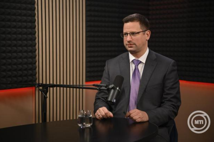Gulyás Gergely szerint minden másnál veszélyesebb, ha a magyar baloldal kerül kormányra