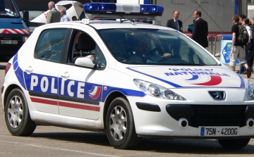 Tűzoltók csaptak össze rendőrökkel a jobb munkakörülményekért Párizsban