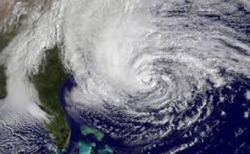 Franciaországig sodort egy amerikai hirdetőtáblát a Sandy hurrikán