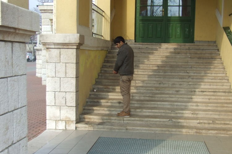 Gyorsított eljárás vár az esztergomi bibliatolvajra