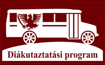 Esztergomban gyakorolják a magyart a Kárpát-medencei diákok