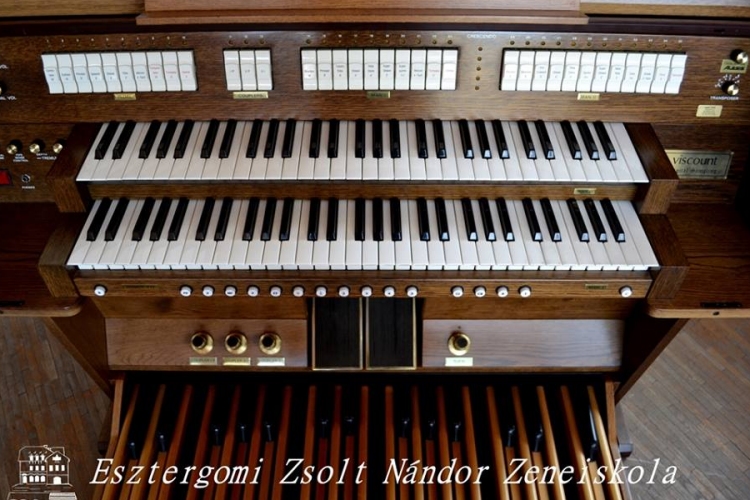 Új orgona a Zeneiskolában – indulhat az orgona szak
