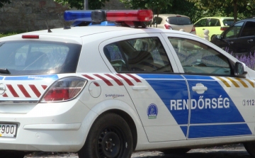 Újabb rablás Esztergomban – két fiatal férfi ütött le egy nénit 