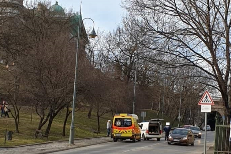 Baleset történt a Bazilika felé