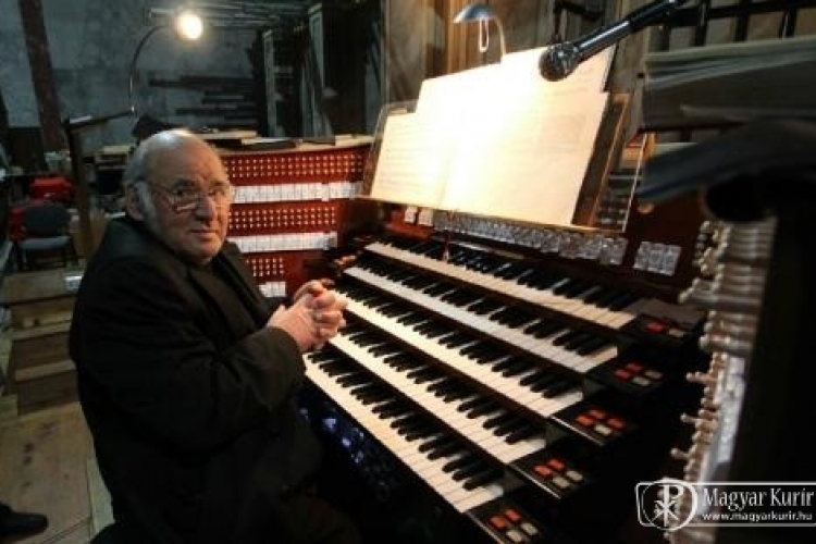 Elhunyt a Bazilika nemzetközi hírű orgonaművésze