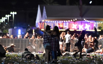 Adományokkal segítik a helyiek a Las Vegas-i lövöldözés áldozatait