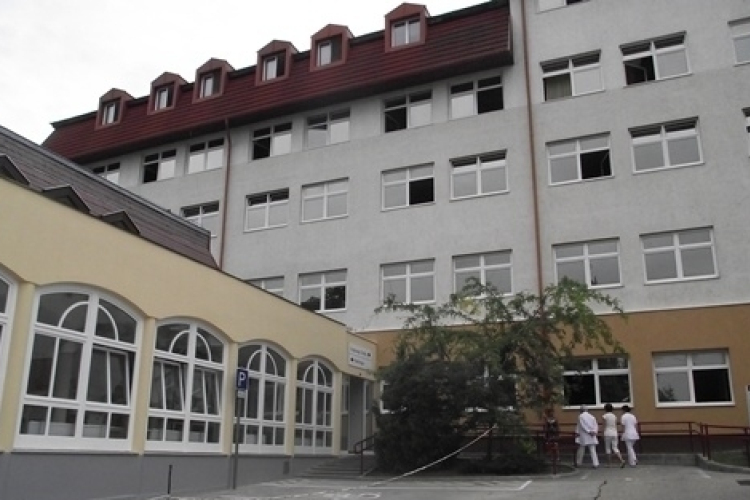 Látogatási tilalmat rendeltek el az esztergomi kórházban