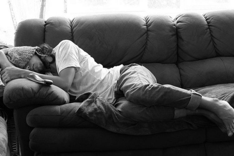 A fiatalok közel fele nem mer önálló életet kezdeni