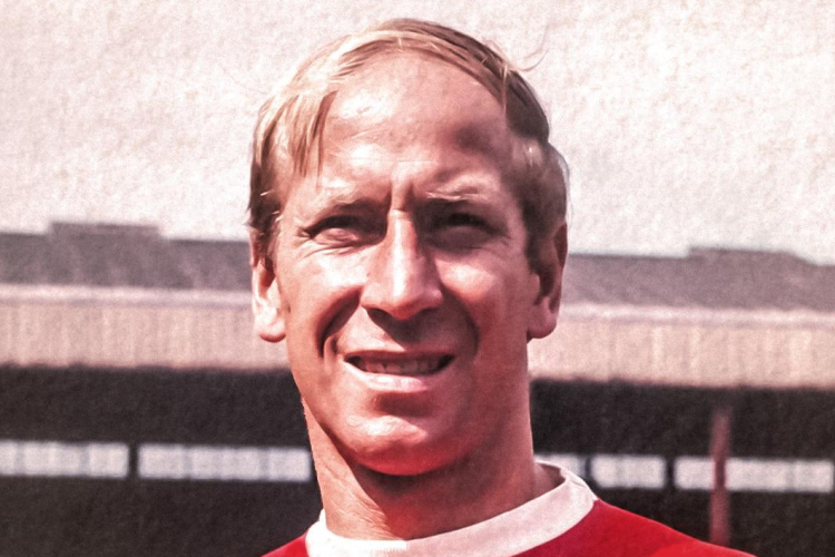 Elhunyt Sir Bobby Charlton