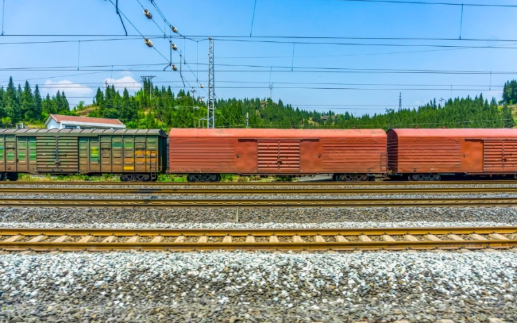 Európai árufuvarozási trendek 2025-ben – merre tart a piac?