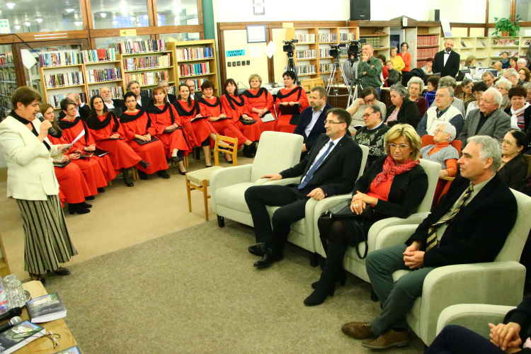 Másfélszáz év zenével és oktatással Esztergomban