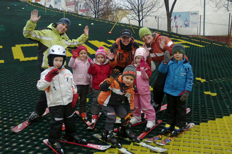 Miért síeljen a gyerek, ha nem síel a szülő?