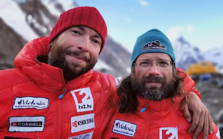 A hét közepén érheti el a K2 csúcsát Suhajda Szilárd és Klein Dávid