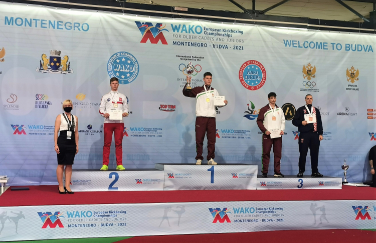 Óriási siker!  Európa-bajnok az esztergomi kick-boxos Kovács Marcell