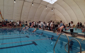 Békatalálkozó Úszóverseny Dorogon