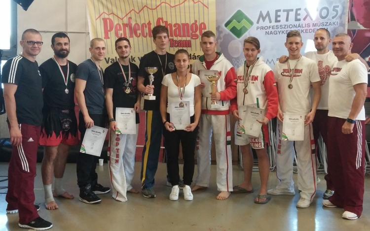 Parádés pofonok - remekeltek az esztergomi kick-boxosok