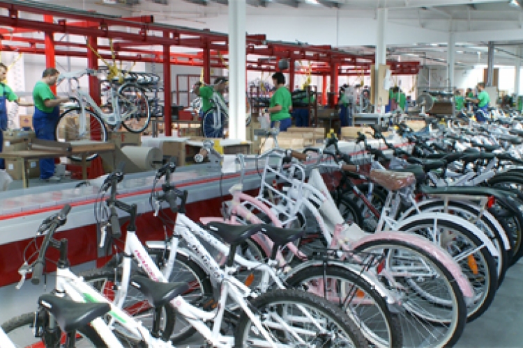 Száztízmilliós fejlesztés a Neuzer kerékpárgyárban