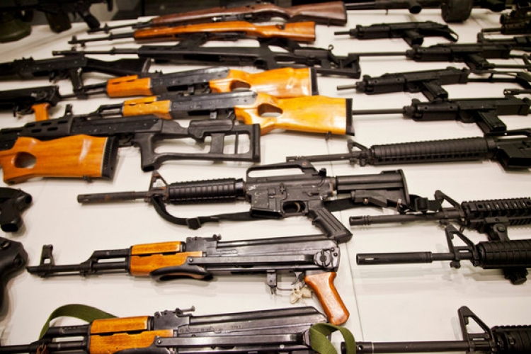 Terrorizmus: Szerbia és Ukrajna felől érkezhet a legtöbb fegyver