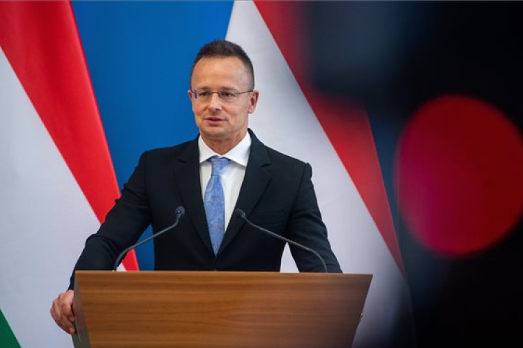 Szijjártó Péter: tovább erősödik Magyarország szerepe a kelet-nyugati tranzitforgalom szervezésében