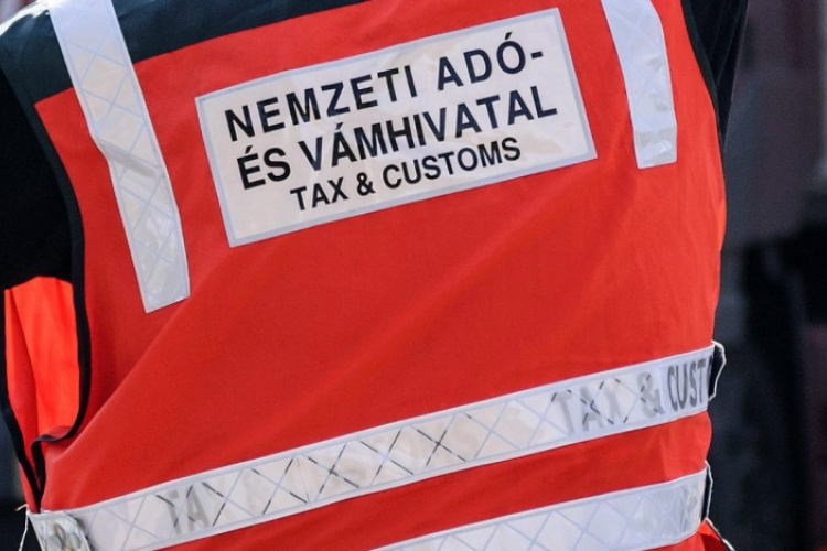 A NAV nevében próbálják kicsalni az emberek pénzét