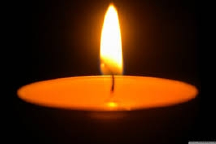 Árvíz miatt csak gyertyagyújtás Trianonért