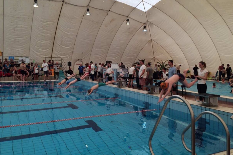 Békatalálkozó Úszóverseny Dorogon
