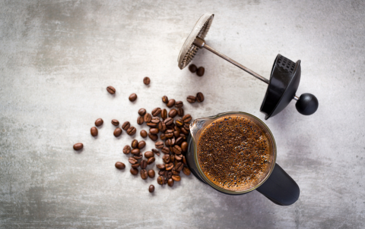 Minőségi kávé és french press kávéfőző az Ebenica Coffee kávépörkölőtől