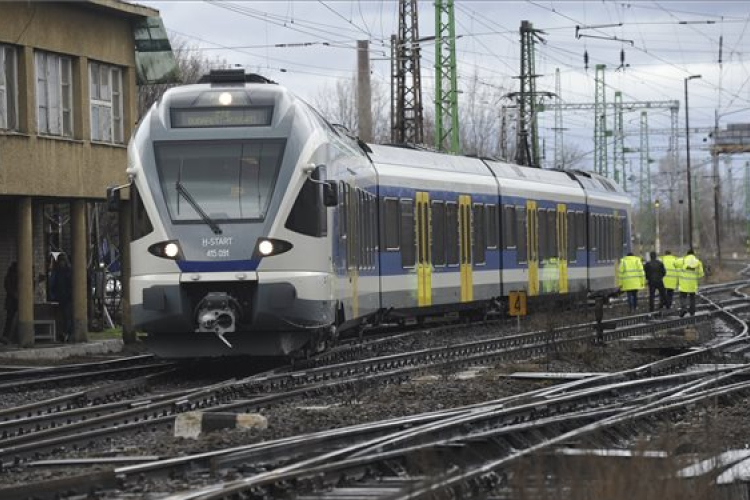 Az esztergomi vasútvonalon átmenetileg jelentősen meghosszabbodik a menetidő