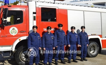 Újonc tűzoltók álltak szolgálatba