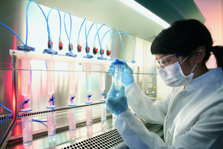 Sikerült kigyógyítani egy csecsemőt a veleszületett HIV-fertőzésből Mississippi államban