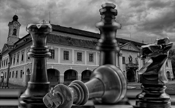 Sakkversenyek futószalagon Esztergomban