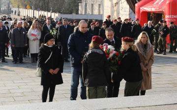 A Lengyel Függetlenség Napja alkalmából Gnieznoba látogatott városunk küldöttsége