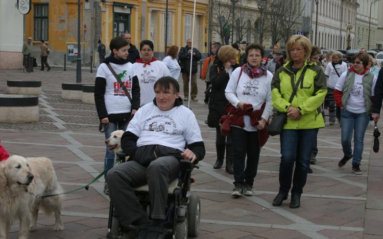 Jótékonysági futás a sclerosis multiplexben szenvedőkért Esztergomban