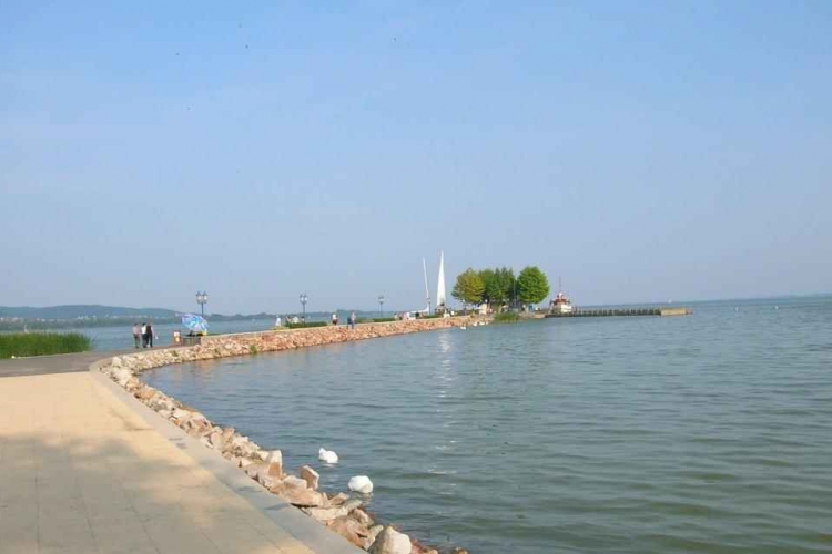 Lokális volt a júniusi szennyeződés Balatonfürednél