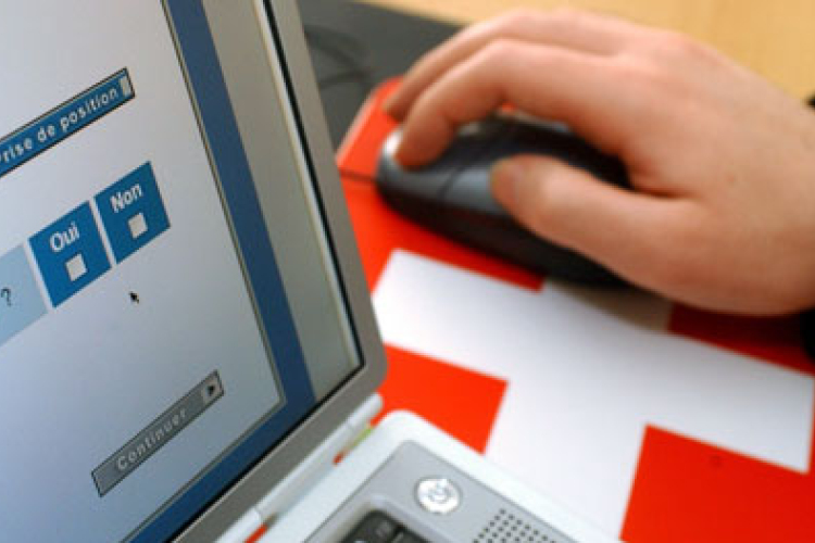 Franciaország szigorúbban lép fel a svájci adóparadicsomba menekülőkkel szemben