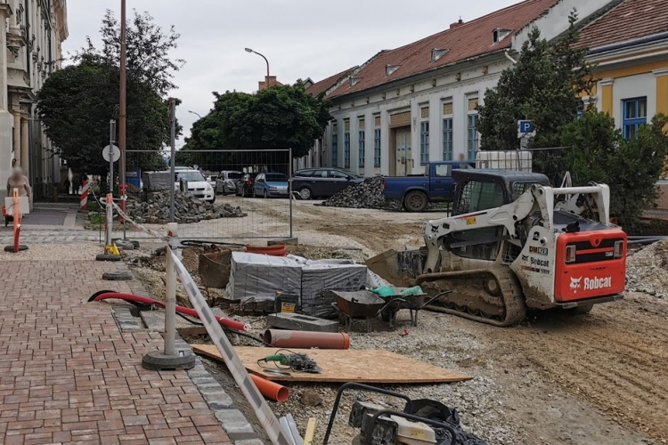 Újabb lezárással folytatódik a Bottyán utca felújítása