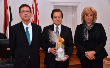 „Esztergom Gyarapodásáért” díjjal ismerték el a Suzuki gazdasági szerepét