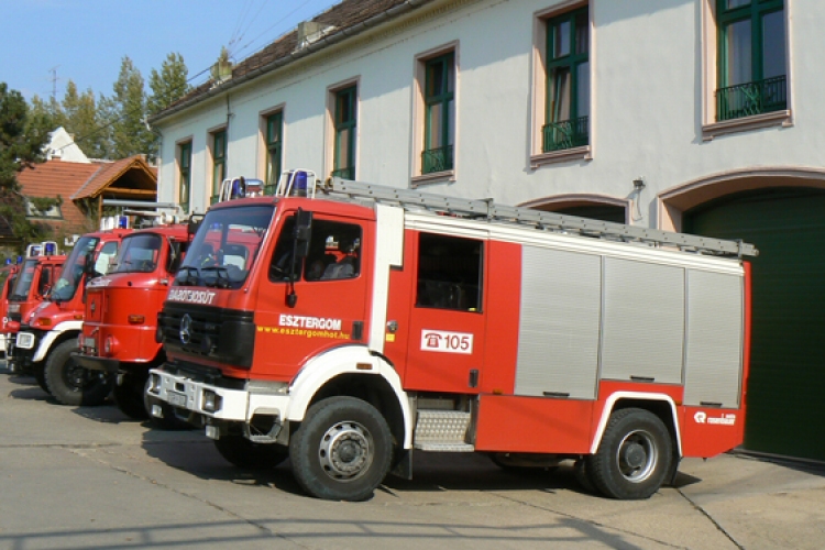 Bővült a tűzoltóság létszáma Esztergomban is