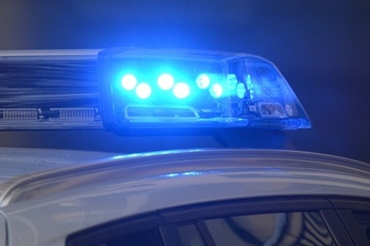 Horvát rendőrök rálőttek egy migránsokat szállító mikrobuszra, két gyerek megsebesült
