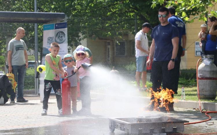 Jöjjön el gyermekével a Richter Tűzoltó Gyereknapra!