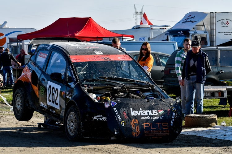 Autocross: Éreztem, hogy itt nagy a bibi!