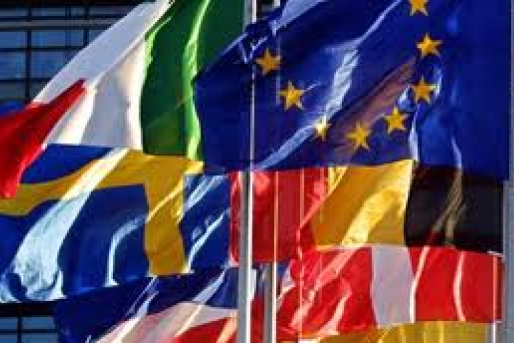 Az Európai Parlament kivizsgálja az amerikai adatgyűjtési ügyet