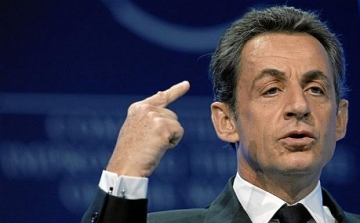 Nicolas Sarkozy bejelentette jelöltségét a 2017-es francia elnökválasztásra