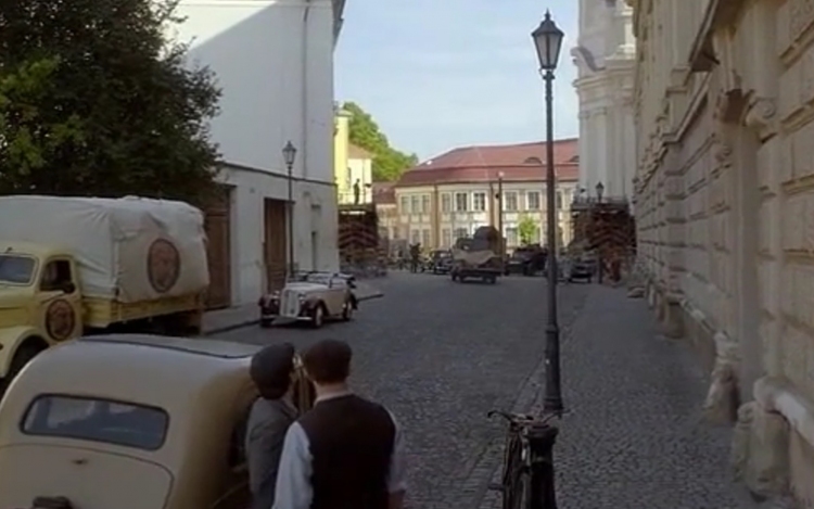 Ilyen, amikor kémek járnak Esztergomban, ami pedig egy francia kisváros – VIDEÓ