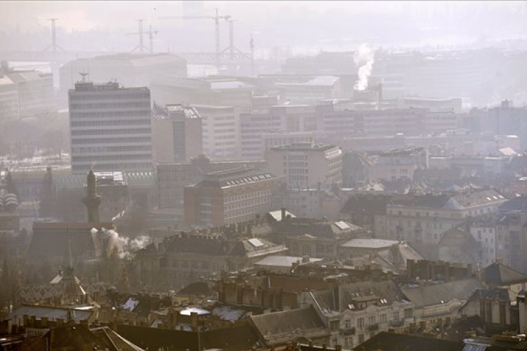 Szmogriadó Budapesten is – tiltás miatt sok kocsi nem közlekedhet